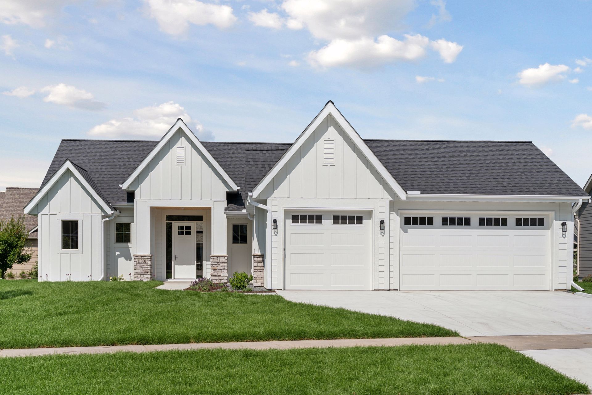 Universal Design and accessible home, front view of Royal Golf Course exterior