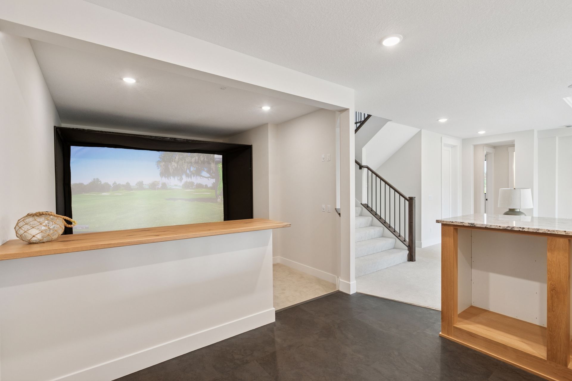 Golf SIM viewing island